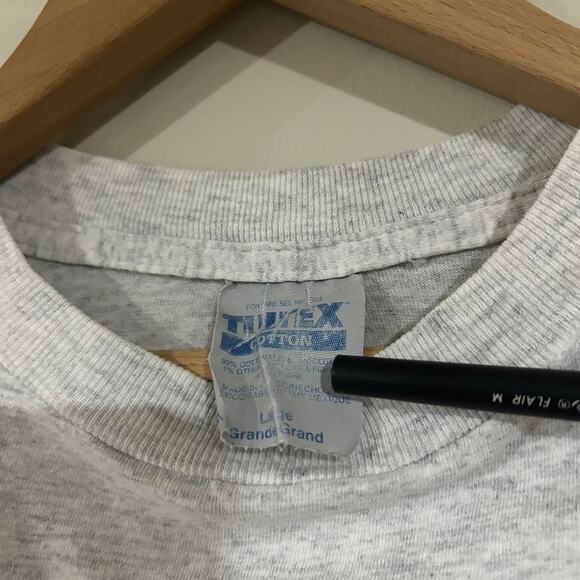 Vintage 1996 Taz Volleyball Dominate Tee Shirt - Picture 5 of 7